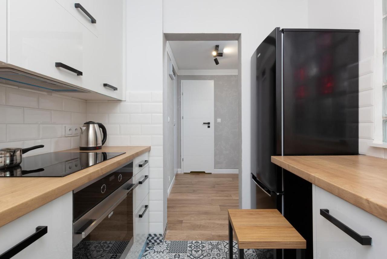 Metro Marymont Apartment By Noclegi Renters Varsovia Exterior foto