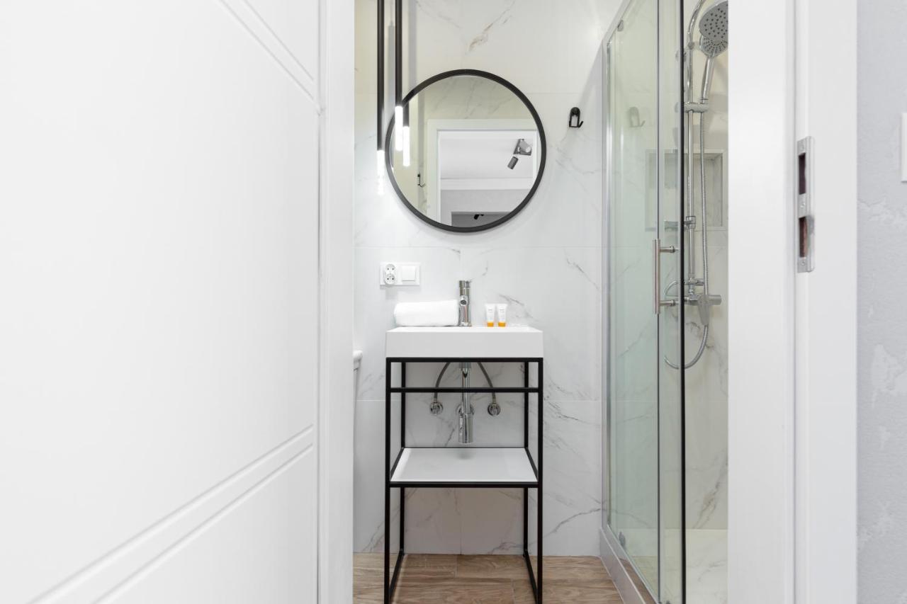 Metro Marymont Apartment By Noclegi Renters Varsovia Exterior foto